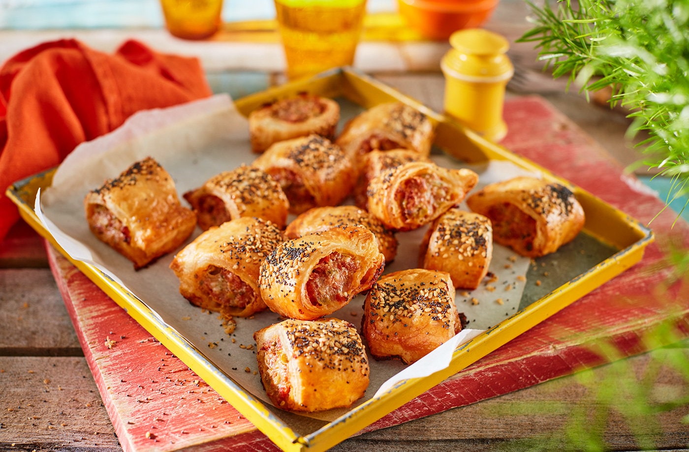 Spanish-style sausage rolls
