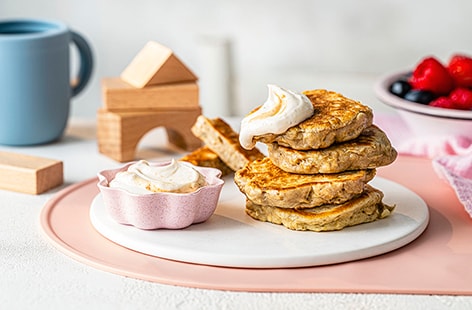 Image of "Banana pancakes with oats and almond yogurt"