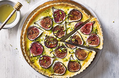 Image of "Baked fig and custard tart"