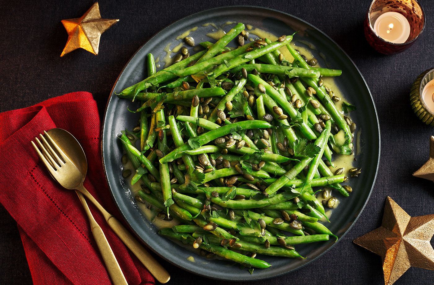 Green beans with toasted pumpkin seeds