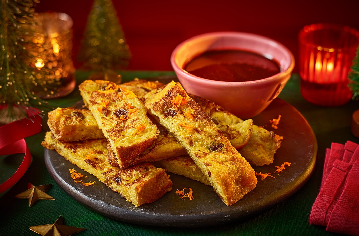 Panettone French toast sticks with chocolate dipping sauce