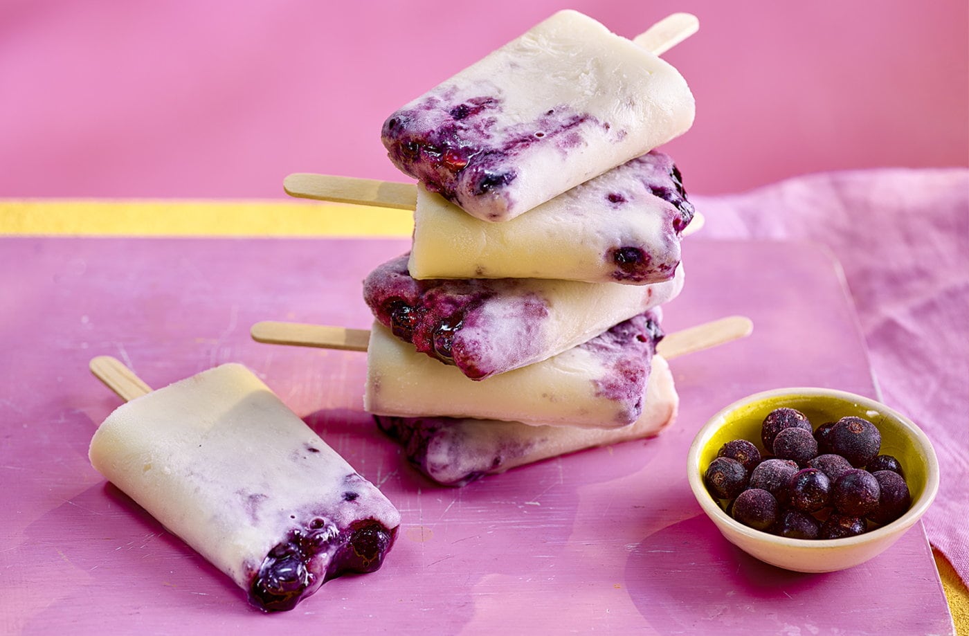 3-ingredient blackcurrant milk pops
