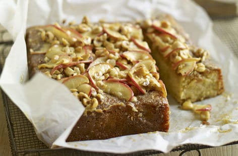 Pink Lady apple cake with hazelnut