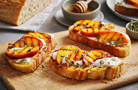 Image of "Peach and burrata bruschetta "
