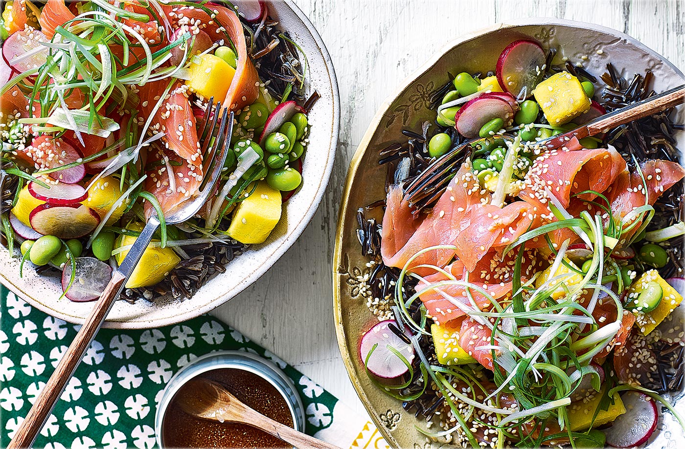 Hawaiian-style smoked salmon poké