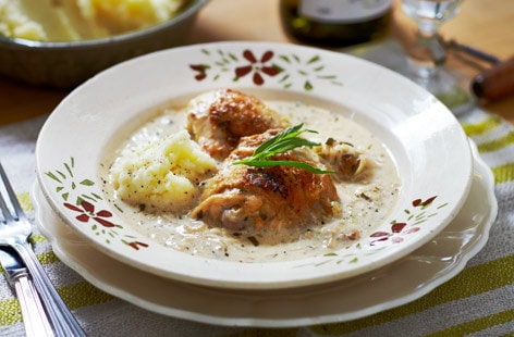 Image of "Slow-cooker chicken pieces with shallots"