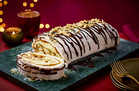 Image of "Banoffee pie meringue roulade "