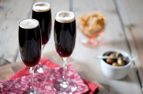 Image of "Black velvet cocktail"