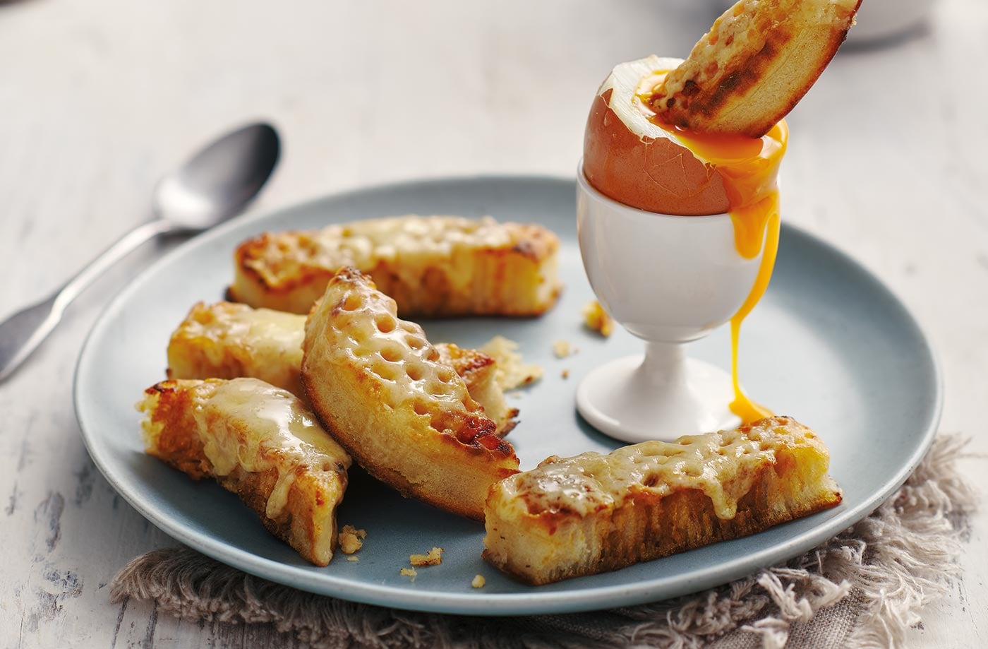 Dippy eggs with crumpet soldiers