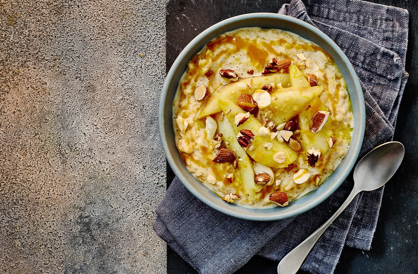Salted caramel porridge with roasted pears
