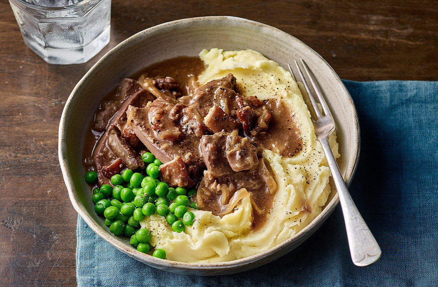 Slow-cooker lamb's liver, bacon and onions