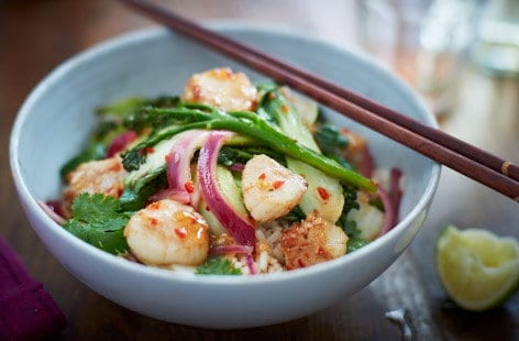 Stir-fried sweet chilli five-spice scallops