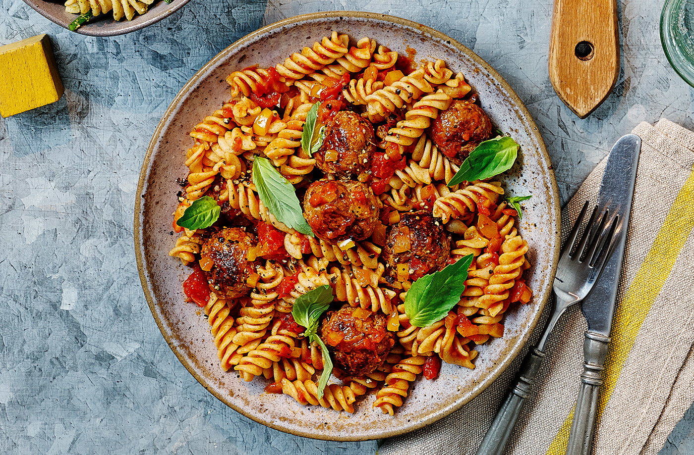 Turkey meatballs with pasta and hidden veg