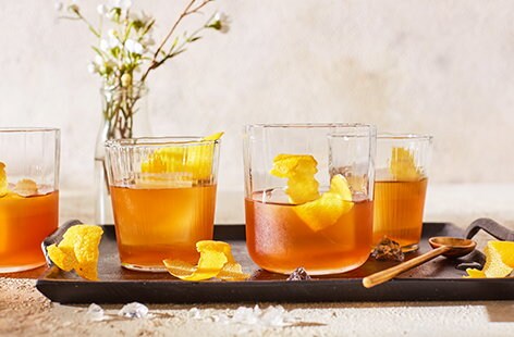 Image of "Rum and honey old fashioned"