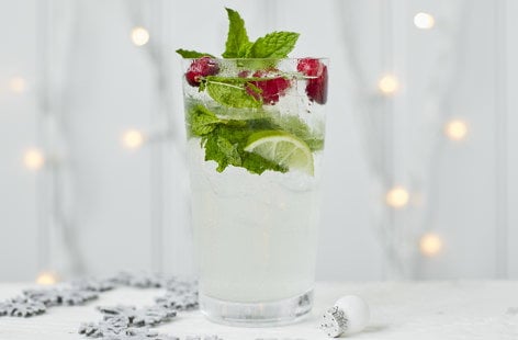 Image of "Coconut and cranberry mojito"