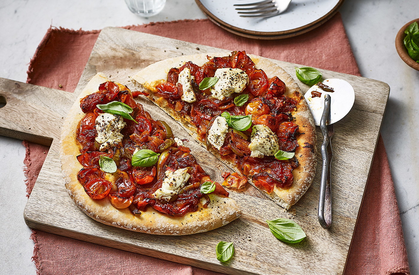 Peperonata pizzas