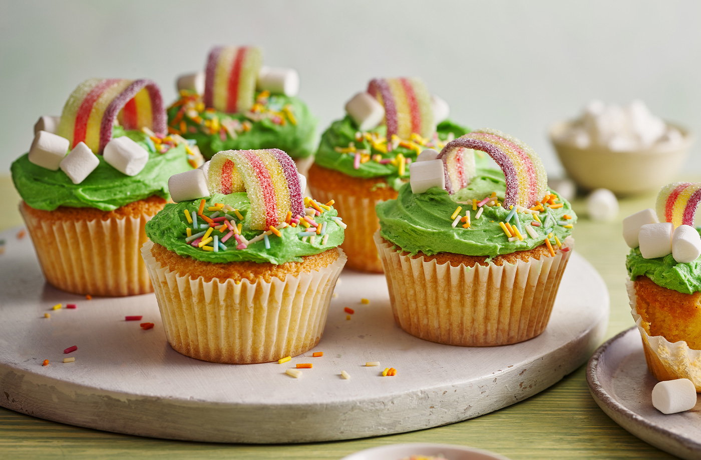 Pot of gold cupcakes