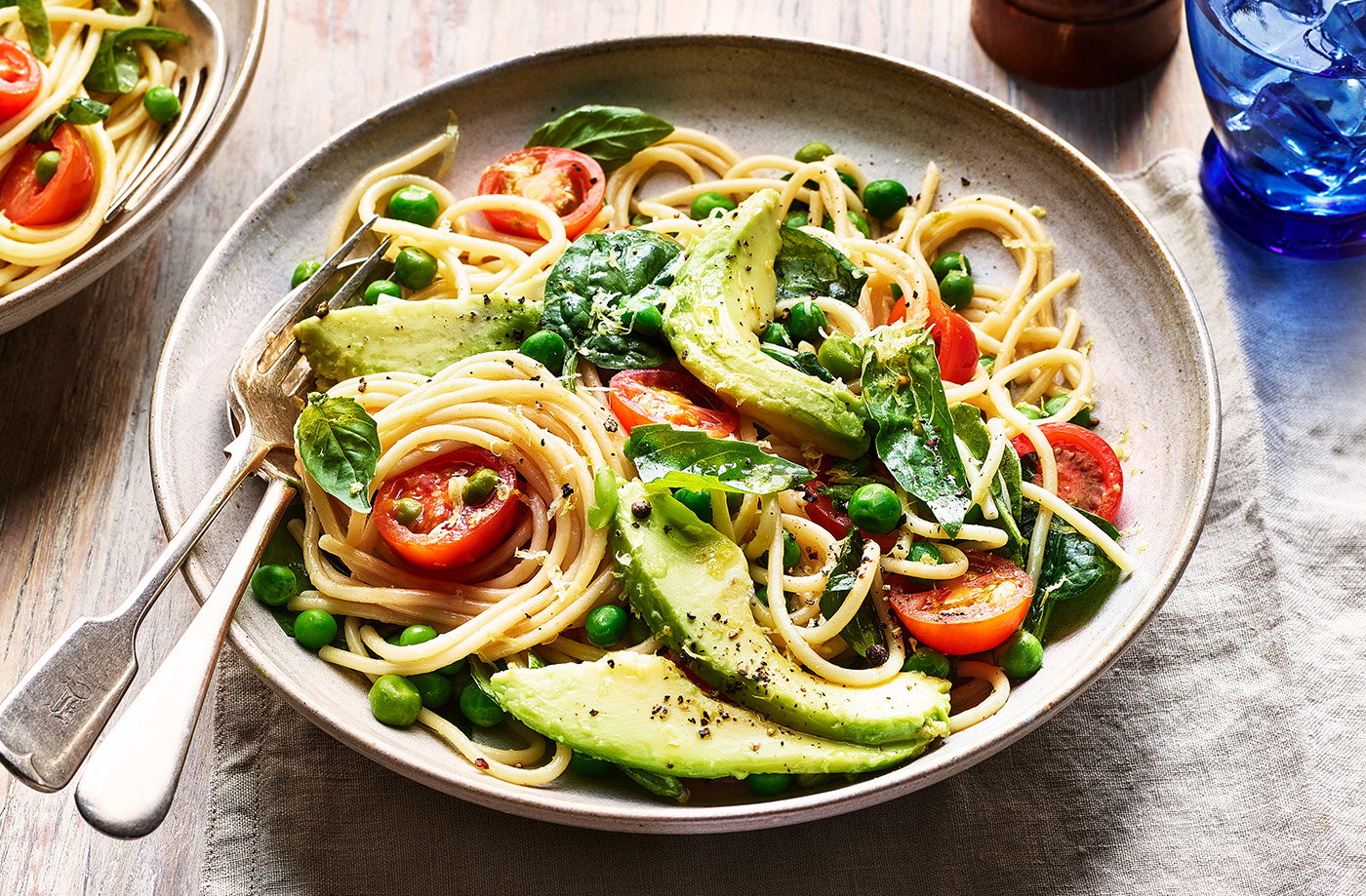 Creamy avocado pasta