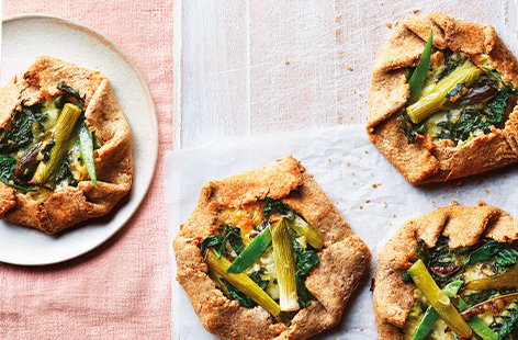 Image of "Cheese and spring onion galettes"