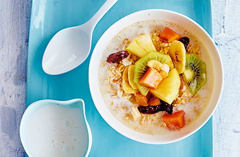 Image of "Tropical bircher muesli"