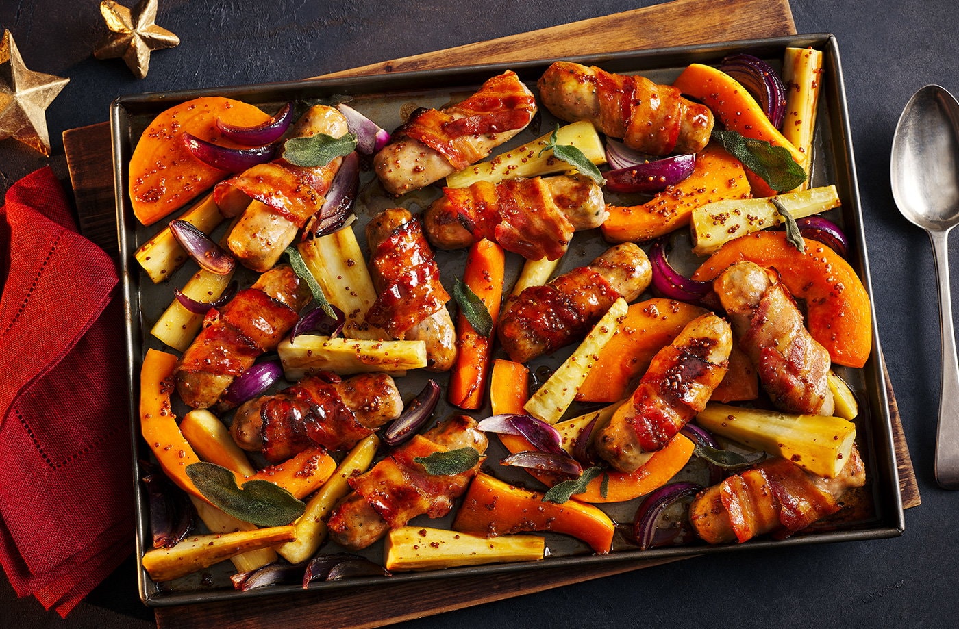 Pigs in blankets traybake