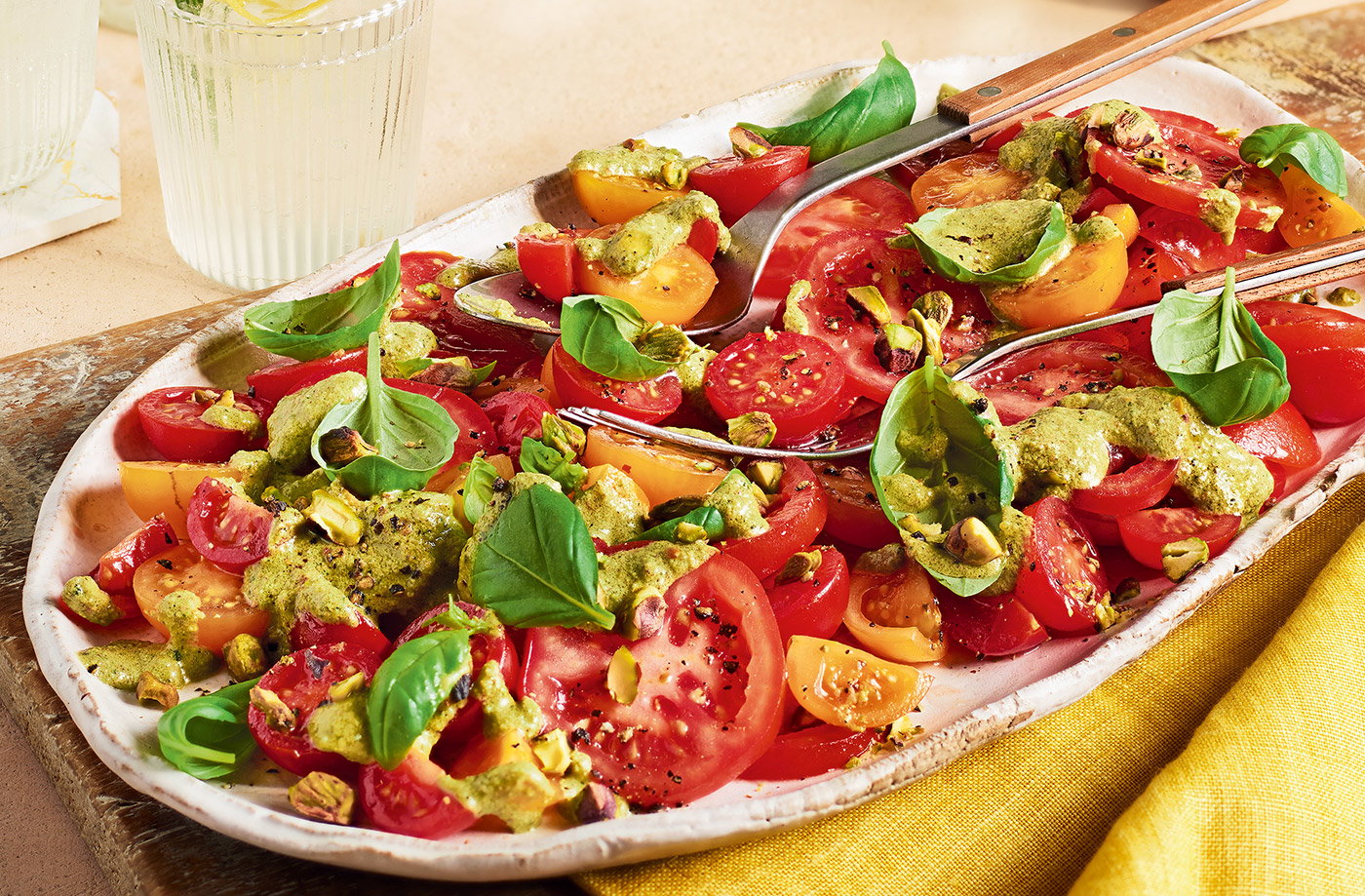 Sicilian pistachio pesto with tomatoes