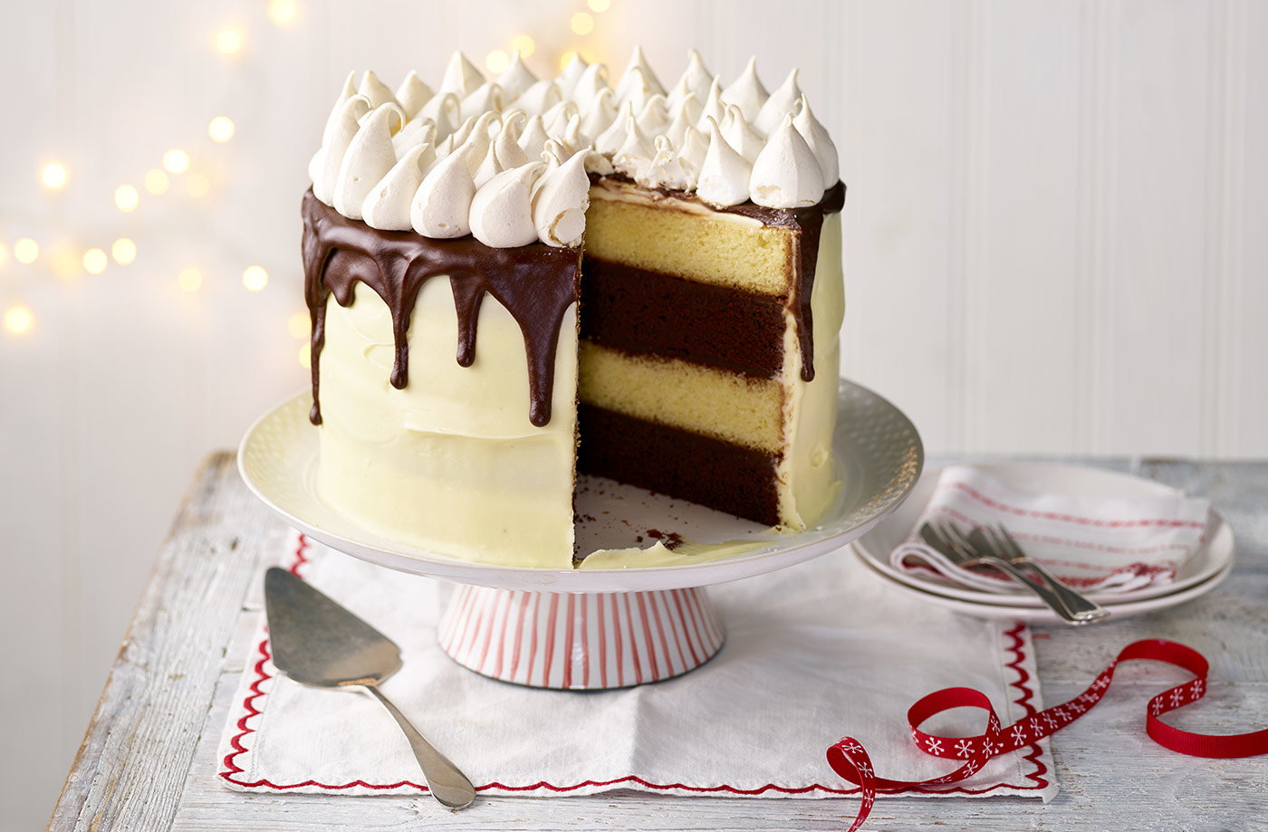 S'mores cake