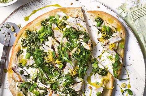 Image of "Griddled chicken, broad bean and rocket pizza"