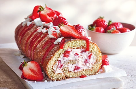 Image of "Eton mess Swiss roll"
