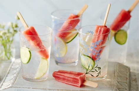 Image of "Watermelon and cucumber cocktail dipper lollies"