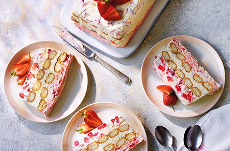 Image of "Frozen strawberry trifle"