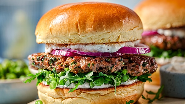 Smashed lamb burgers