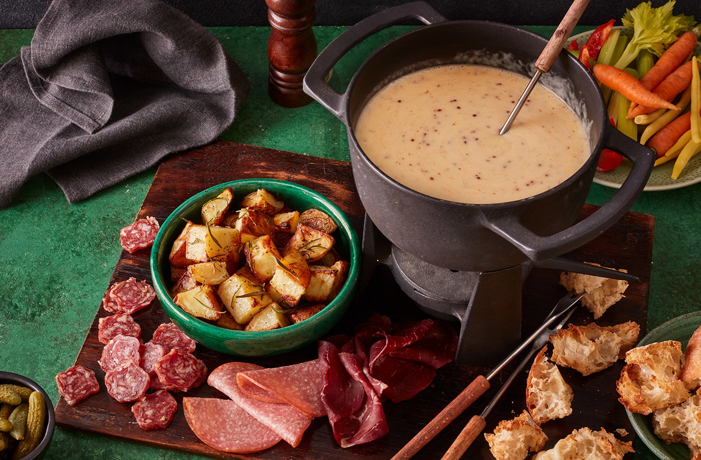 Cheese and beer fondue with dipping platter