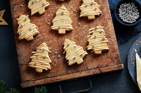 Image of "Spiced Christmas tree butter shortbread"