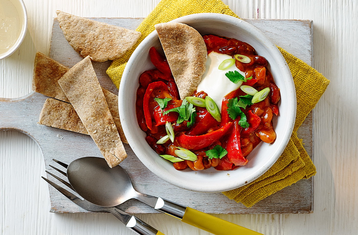 Tinned bean dhal with pitta dippers