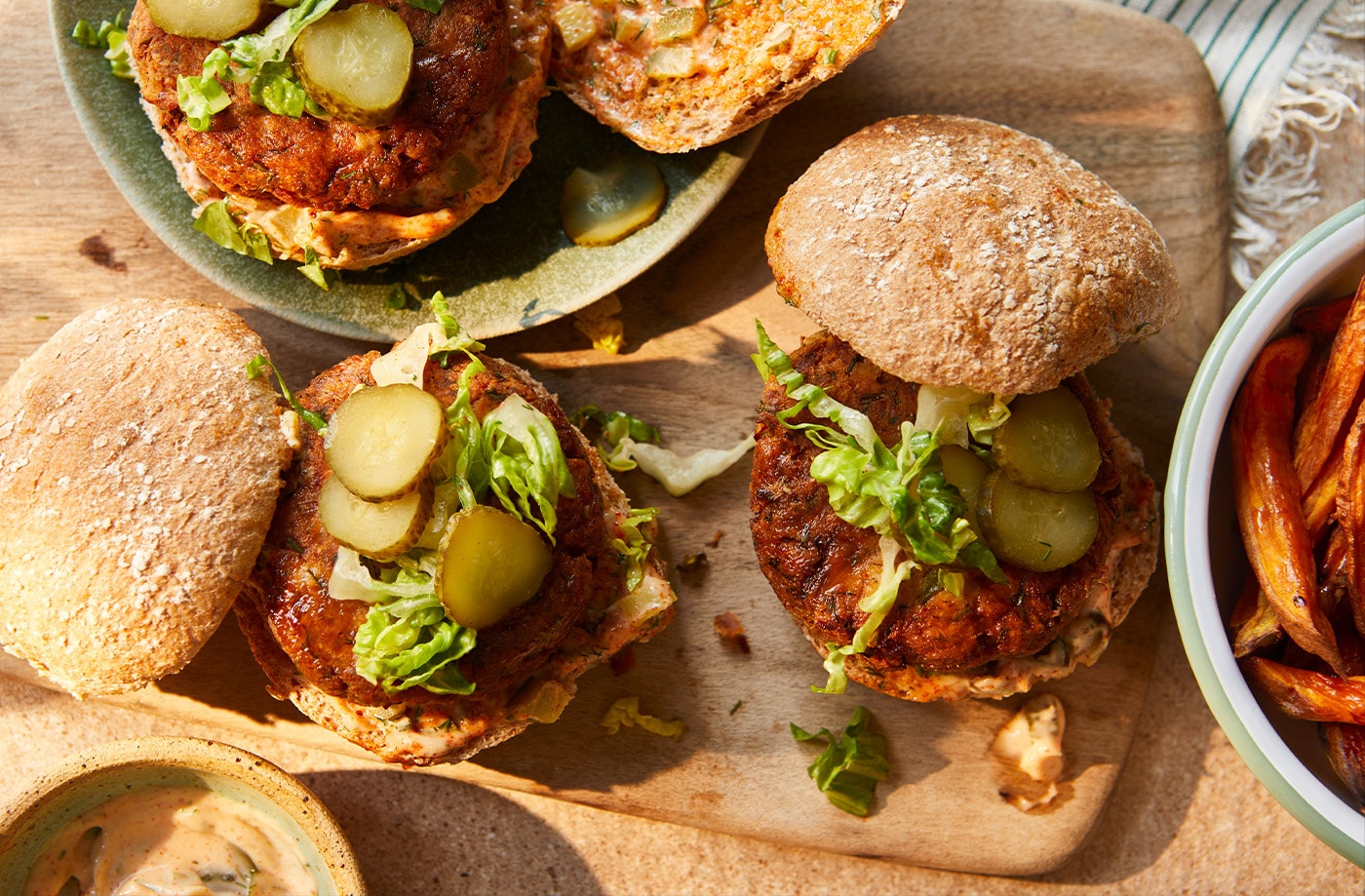 1400x919_Tuna-pickle-burgers