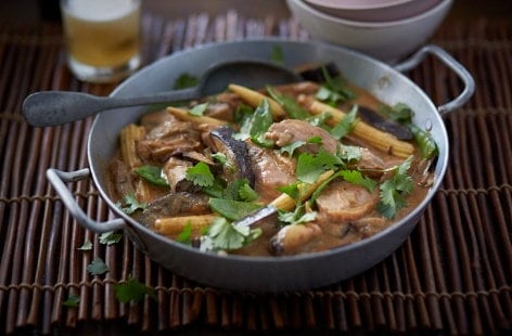 Image of "Thai red duck curry"