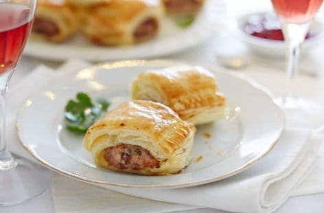 Image of "Turkey and cranberry sausage rolls"