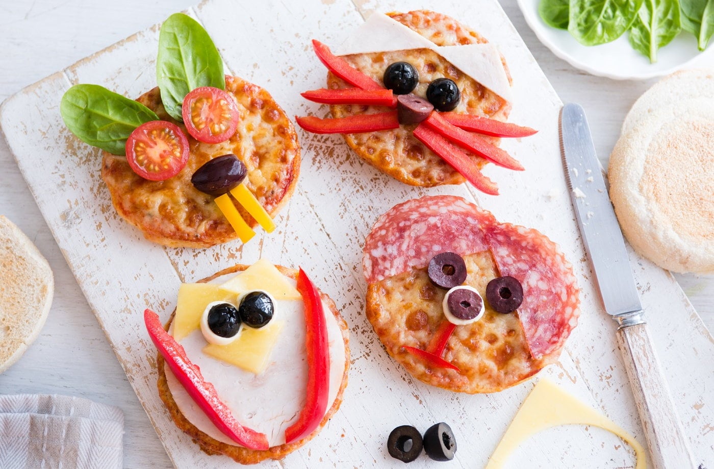 Muffin animal pizzas