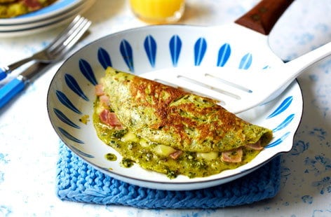 Image of "Green eggs and ham omelettes"