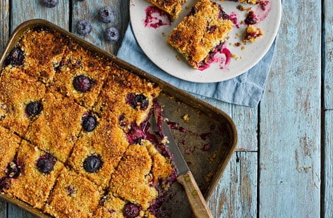 Image of "Blueberry crumble squares"