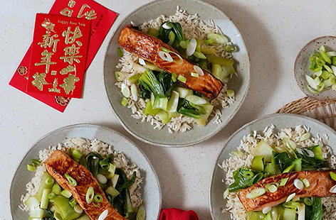 Hoisin salmon with rice