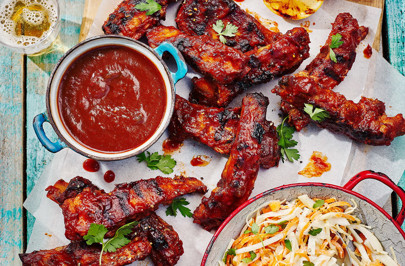 Texas-style ribs, BBQ sauce and slaw