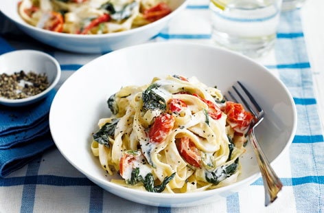 Image of "Creamy tomato and chilli pasta"