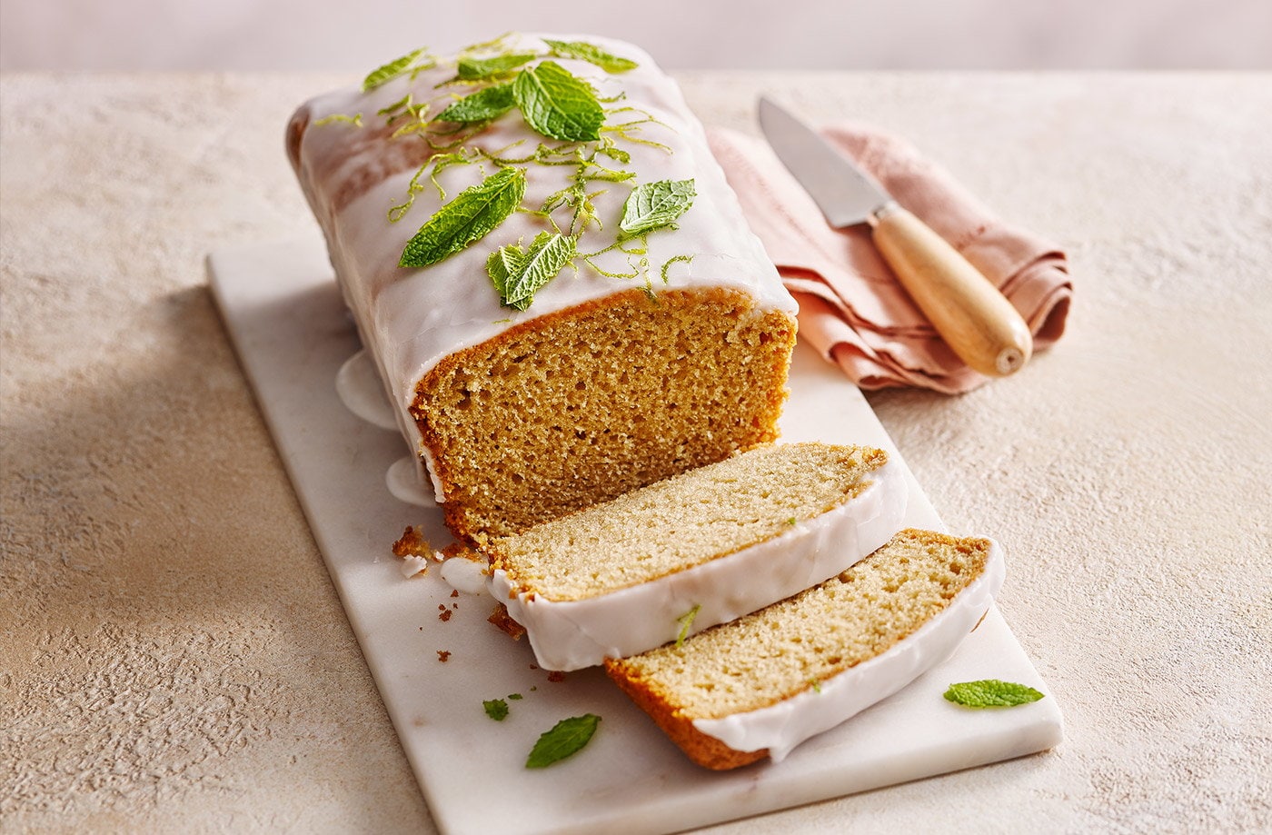 Mojito drizzle cake