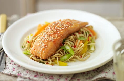 Image of "Asian salmon with stir-fried noodles"