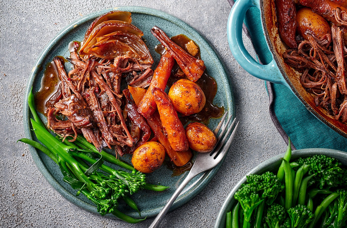 Cocoa-chilli pulled brisket
