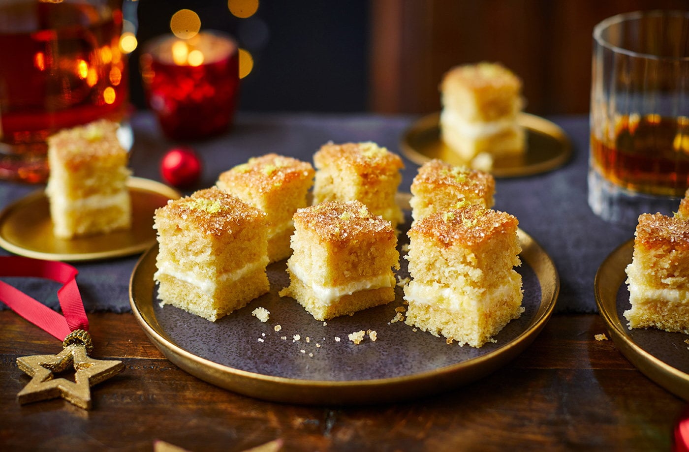Hot toddy cake squares