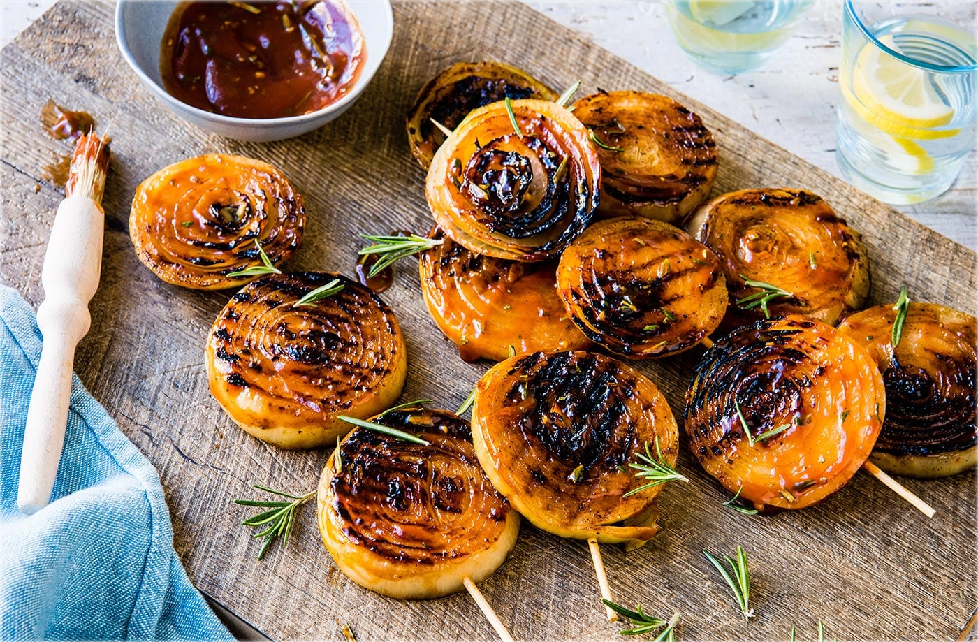 BBQ onion steaks