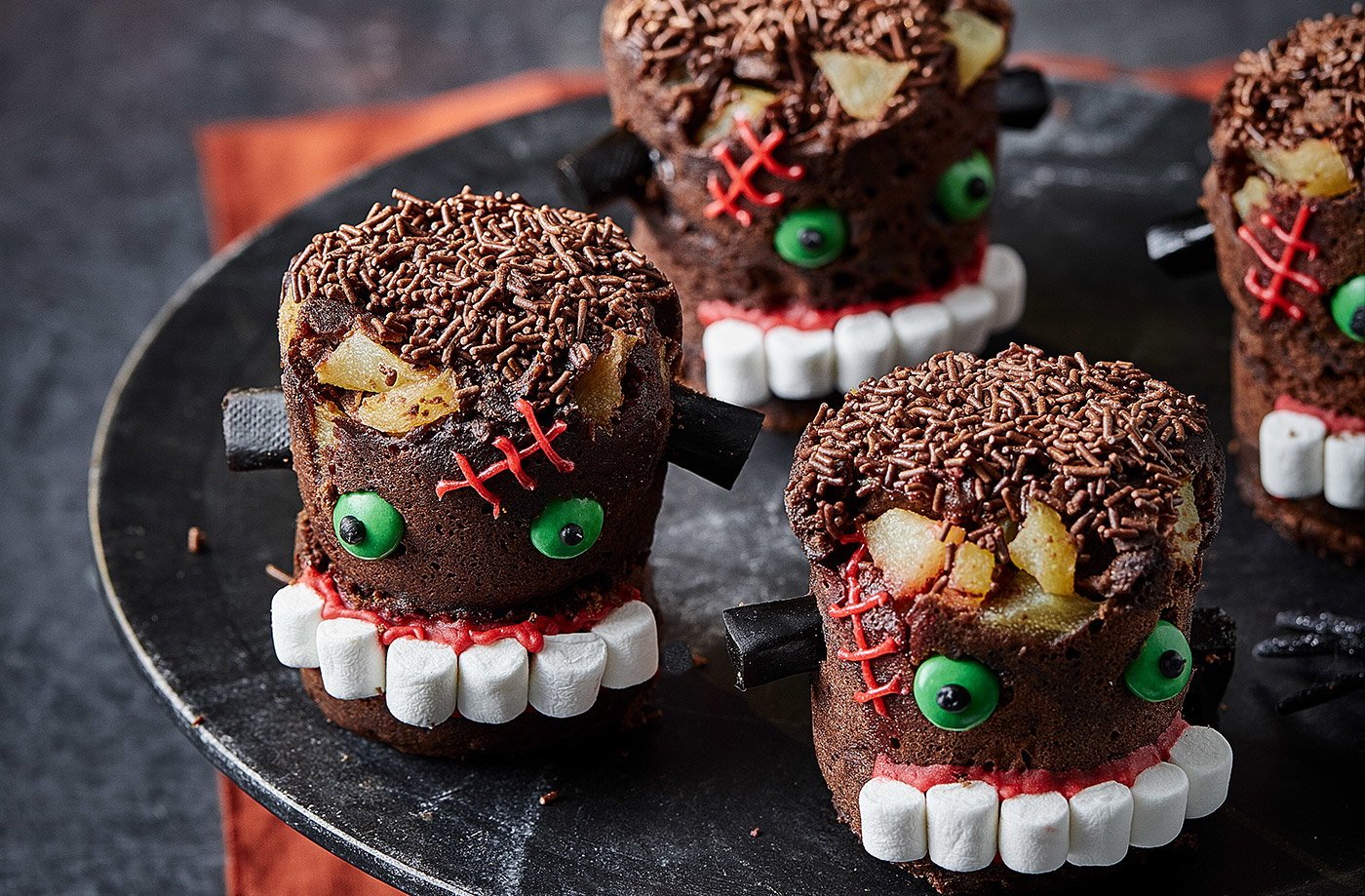 Frankenstein mug cakes
